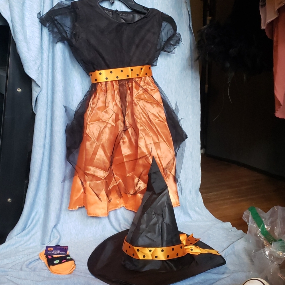 Witch costume